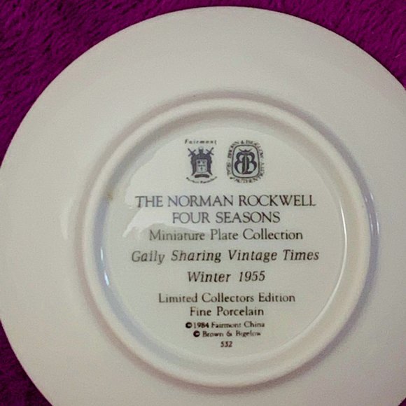 532 Gaily Sharing Vintage Times - Norman Rockwell Four Seasons Miniature Plate - Picture 6 of 8